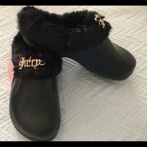 Juicy Couture Black Faux Fur Clogs with Gold Logo